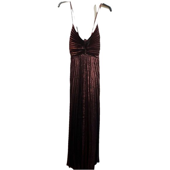 NEW Express BARE V NK PLEATED METALLIC MAXI  FIRED BRICK Mfg $148 Medium - Picture 3 of 12